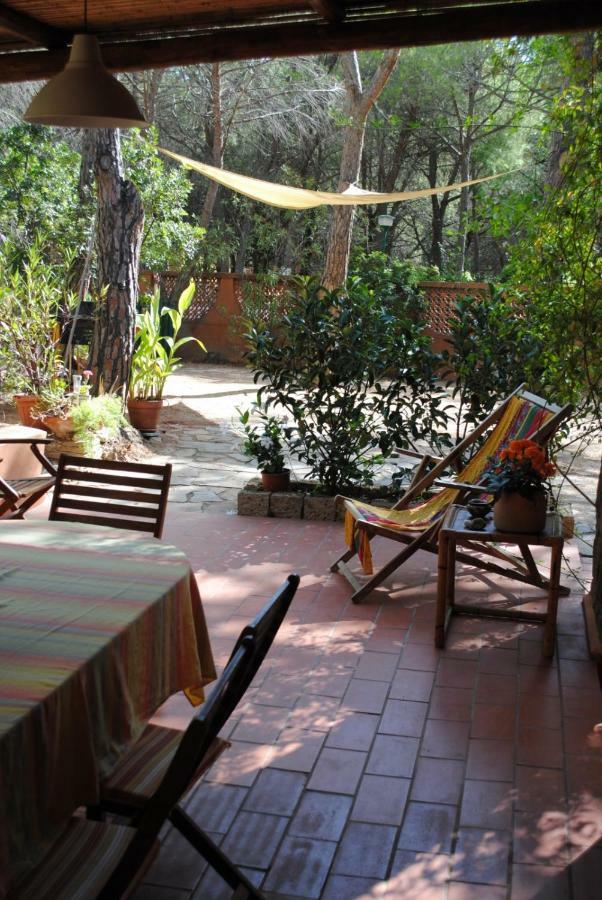 Villa Via Dei Pini Fort Village Exterior foto